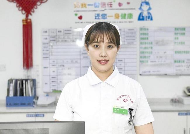 用愛心撫慰傷痛，做患者的守護天使 ——記蕪湖市中醫(yī)醫(yī)院康復醫(yī)學科護師周蓉(圖1)