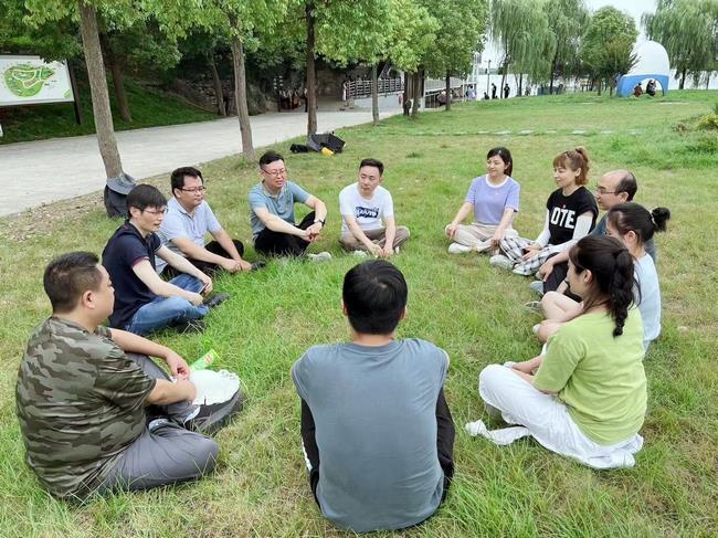 重溫“渡江第一船”烽火故事 堅定“立足崗位謀發(fā)展”使命初心(圖5)