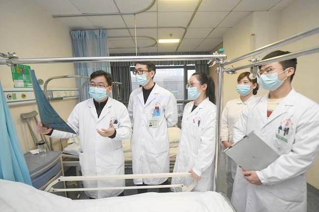 [奮進(jìn)十四五 建功新時代]蕪湖中醫(yī)醫(yī)院骨傷科:六大方向11個亞專科 中西醫(yī)結(jié)合精準(zhǔn)特色治療(圖5)