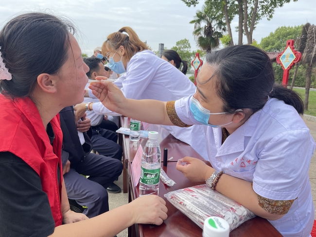 【暖民心行動(dòng)】全民健康 從“口”開始——我院口腔健康服務(wù)走進(jìn)南陵許鎮(zhèn)(圖2)