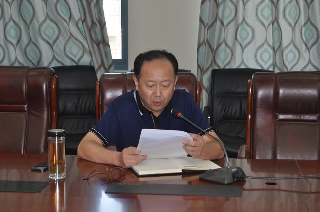 我院召開黨委中心組學(xué)習(xí)座談會  ----專題學(xué)習(xí)全國衛(wèi)生與健康大會精神(圖2)