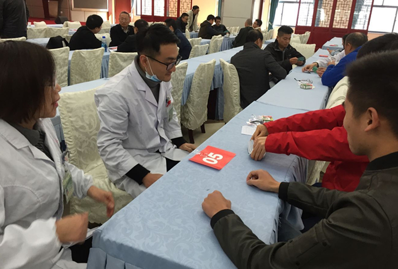 以牌會(huì)友?樂在其中 ――我院舉辦院慶60周年職工撲克牌（摜蛋）比賽(圖3)