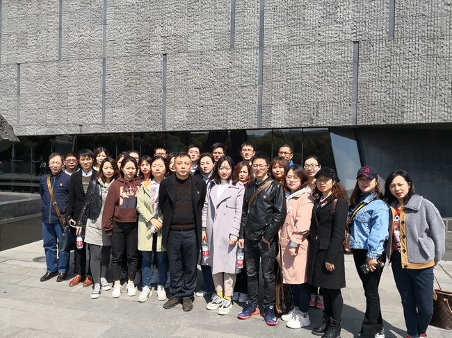銘記歷史——外三支部赴南京大屠殺遇難同胞紀(jì)念館開展愛國主義教育活動(圖2)