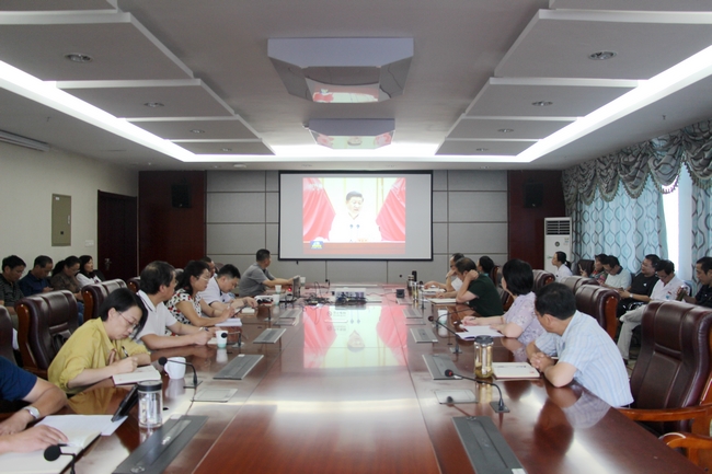 院黨委召開理論學(xué)習(xí)中心組（擴大）學(xué)習(xí)會暨警示教育會(圖2)