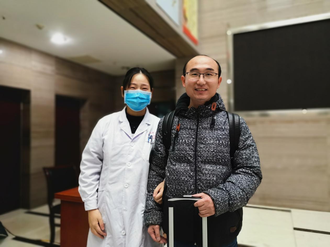 【讓黨旗在防控一線高高飄揚】“請戰(zhàn)夫妻檔”，只為為疫情防控工作貢獻力量(圖4)