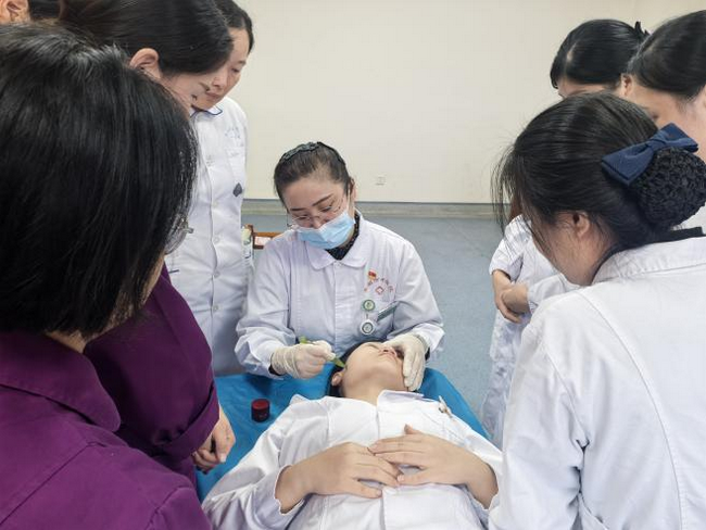 我院順利完成安徽省首屆中醫(yī)?？谱o(hù)士臨床實踐培訓(xùn)(圖4)