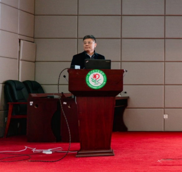 陳 (Copy).jpg