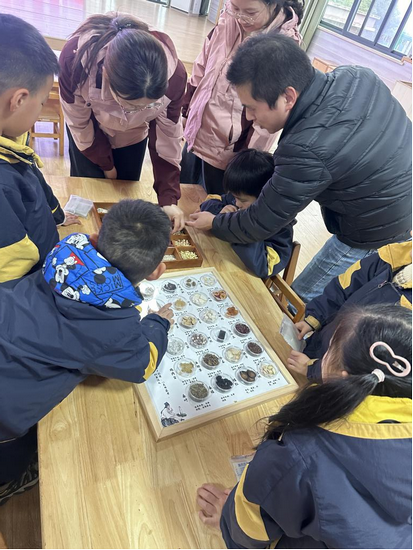 多個(gè)黨支部協(xié)同合作，推進(jìn)中醫(yī)藥文化走進(jìn)幼兒教育(圖2)